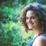 Laís Gervásio, mentora de jornadas femininas, lança a obra “Amar-se: 55 lembretes para florescer o autoamor” em Florianópolis