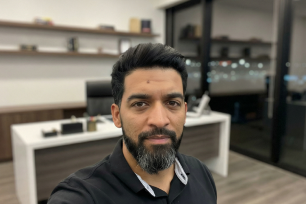 Barbearia, tricologia e atendimento humanizado: o trabalho de Paulo Villa na nova era do cuidado masculino